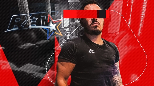 Primul câștigător de la ”Românii au talent” stă cu chirie. A primit 120.000 de euro, dar nu și-a luat casă și nu a pus bani deoparte. Vrea să vândă apartamentul moștenit de la părinți, dar...
