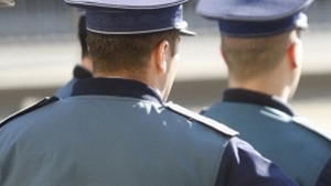 Un politist din Brasov si-a insusit banii confiscati din amenzi! A strans 22.000 de lei pana sa intre pe fir DNA-ul!