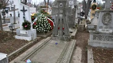 Mormantul Mariei Tanase, uitat de toata lumea! Vezi in ce stare se afla monumentul, la 41 de ani de la moartea artistei!