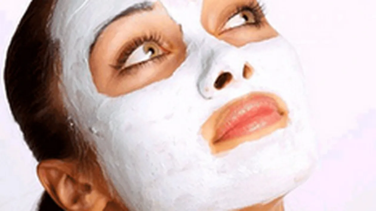 Ioana Ginghina iti recomanda crema exfolianta pe baza de Hibiscus! Vezi aici reteta pentru a ti-o face acasa!