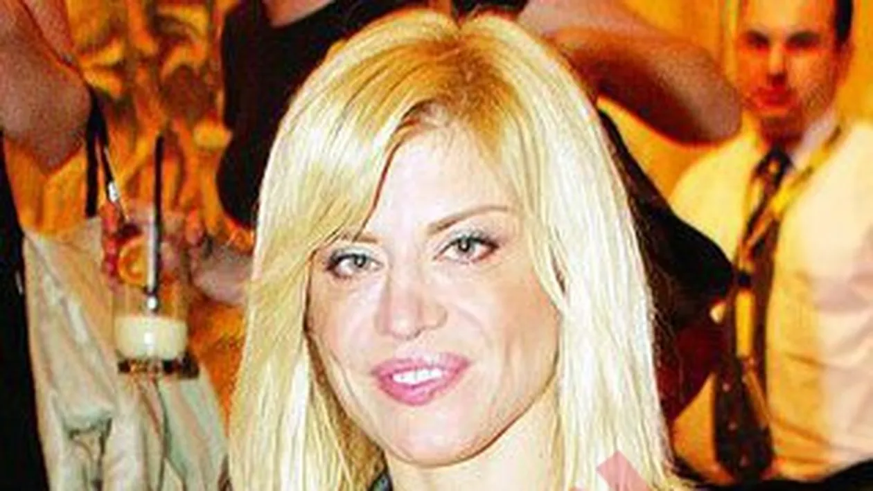 Loredana se pregateste sa-si innoiasca garderoba:Creatorii vin cu multe surprize! Ne indeamna sa cheltuim