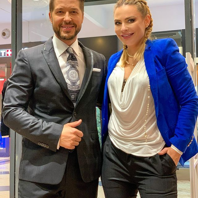 Stilistul vedetelor, Adina Buzatu, oferă sfaturi de stil pentru Paștele anului 2022 / Foto: Instagram @trendsbyadinabuzatu