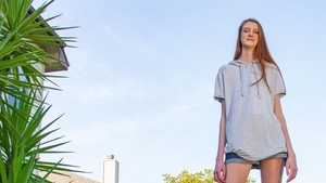 FOTO | O adolescentă din SUA a intrat în Cartea Recordurilor cu cele mai lungi picioare din lume