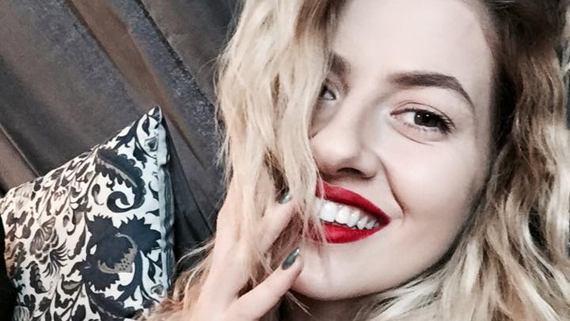 LIDIA BUBLE, apariţie inedită în urmă cu puţin timp! Toată lumea s-a uitat de două ori când a văzut ce poartă pe cap