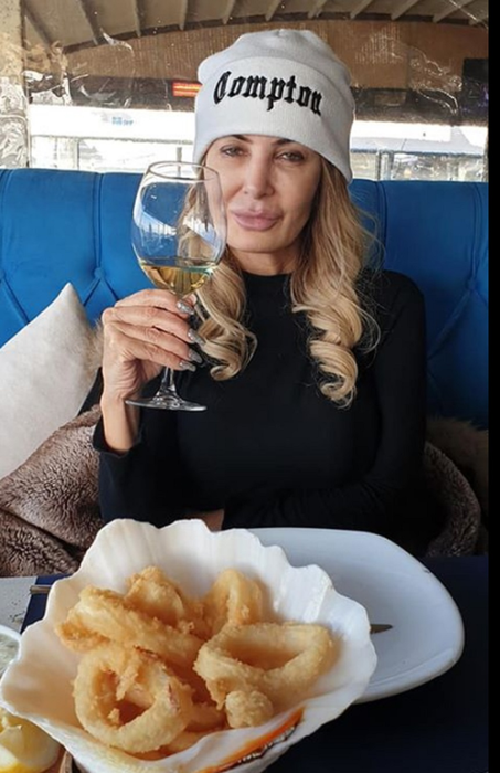 Daniela Gyorfi, nu te mai recunoaștem! Spui că nu te-ai operat, dar imaginile te dau în fapt