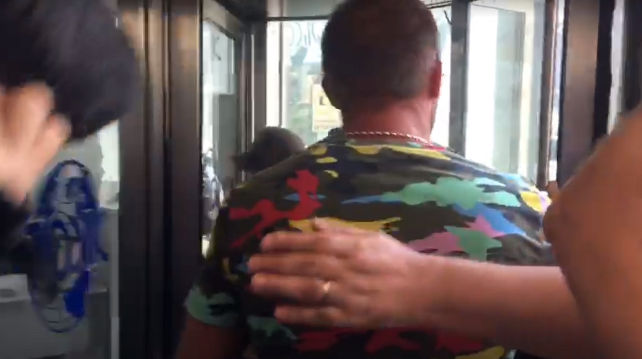 Soţia şi copiii lui Gheorghe Dincă au ajuns la sediul DIICOT pentru audieri! Primele imagini cu familia criminalului din Caracal