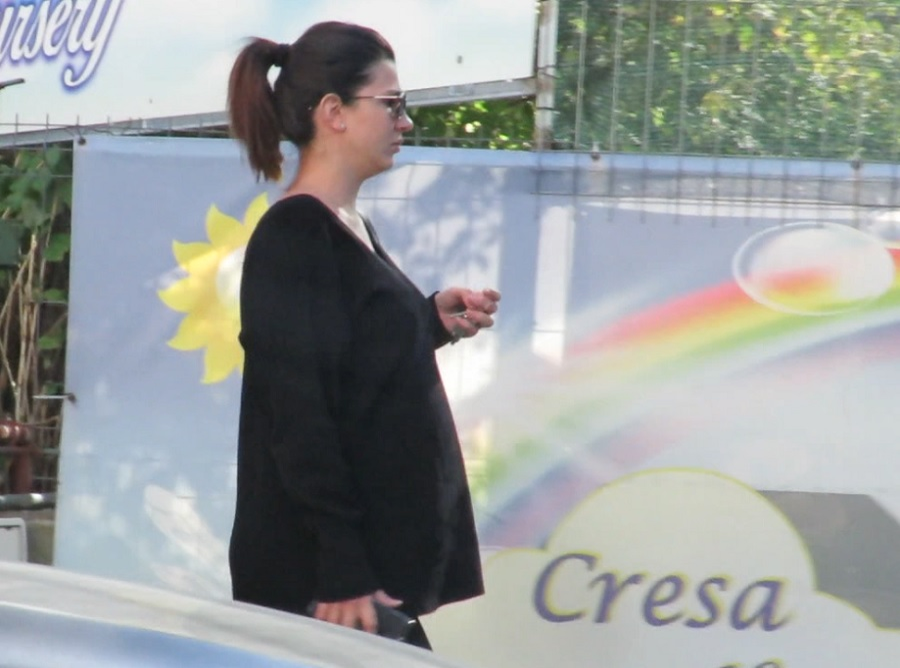 Imagini exclusive cu burtica de graviduță a Ralucăi Ogică