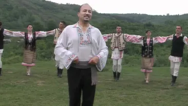 Situatie halucinanta in familia unui cantaret de muzica populara! Sotia acestuia era convinsa ca barbatul ei e posedat de SATANA!