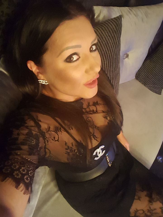 După ce a slăbit, BIANCA RUS s-a afişat în costum de baie! Uite cum arată cu adevărat vedeta
