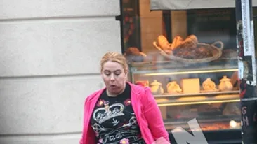 Oana Roman si-a tradat cea mai buna prietena cu una mai dulce si mai pufoasa!