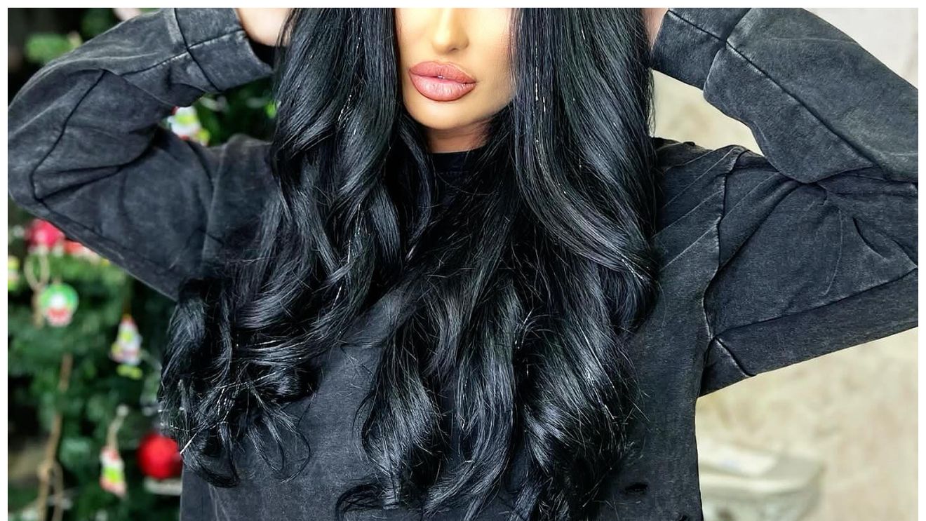 Vedeta din România care se teme pentru viața ei. Fostul iubit nu o lasă în pace: „A zis că îmi dă cu acid pe față”