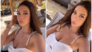 Gianina a fugit de acasă şi a uitat de Pescobar! Party nebun doar cu fetele în Mykonos. FOTO şi VIDEO