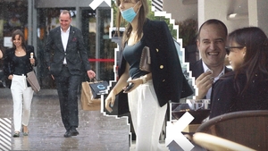 Sexy-deputata a trecut peste separarea de handbalistul-macho! Am descoperit ce coleg de partid i-a readus zâmbetul
