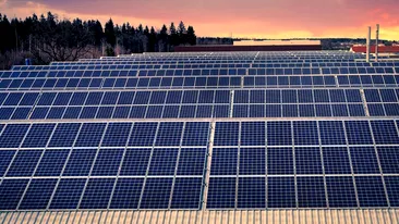 Panouri fotovoltaice 2022. S-a dat legea aşteptată de o mulţime de români