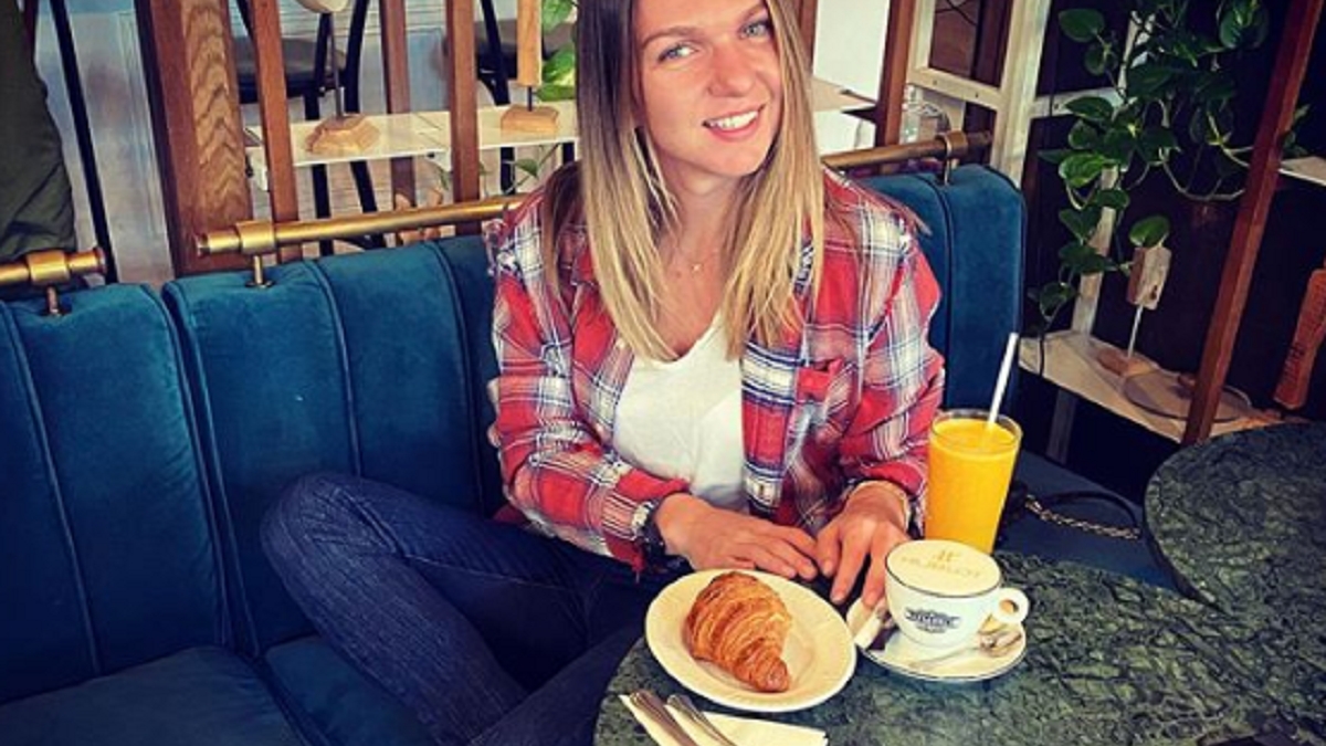Simona Halep cochetează în domeniul Beauty. Sportiva își lansează propriul parfum