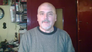 Eugen Cristea si-a transformat garsoniera in muzeu! Actorul este innebunit mai ceva ca o femeie dupa…