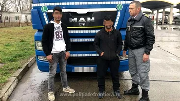 Doi afgani au încercat să intre în România ascunși printre piese auto. Cum i-au descoperit vameșii din Giurgiu