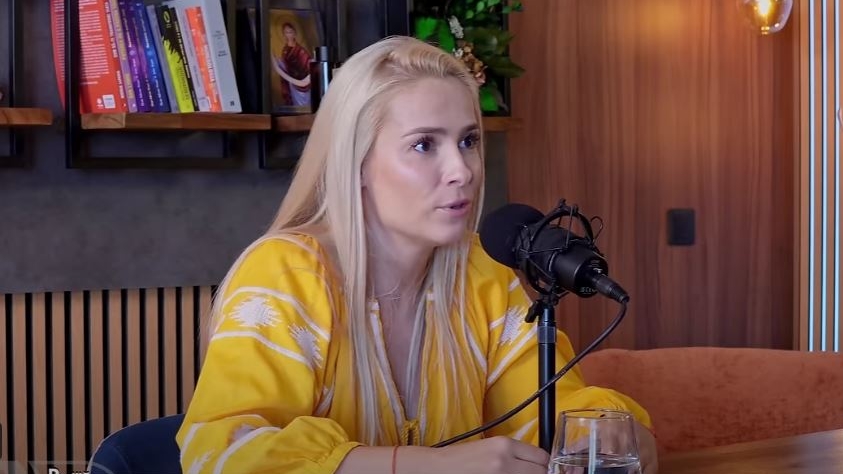 Elena Vîscu, decizie radicală la peste 1 an de la divorțul de CRBL. Ce modificare și-a făcut la față