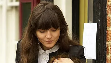 Irina Lazareanu a devenit imaginea colectiei lui Pete Doherty, fostul ei logodnic!