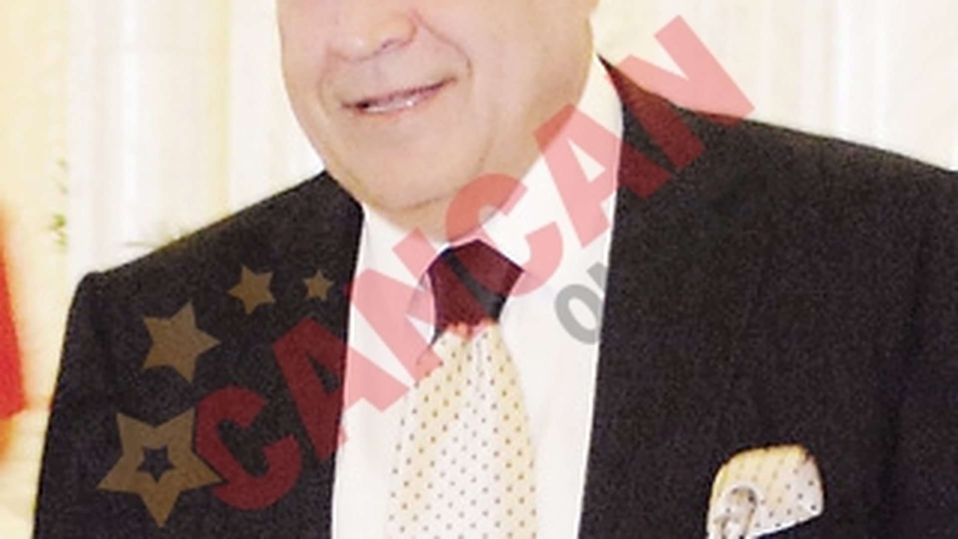 Dan Voiculescu scoate ceasul lui Mircea Badea la licitatie, in scop caritabil