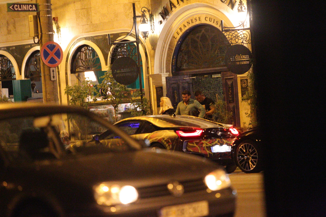 Anda Adam și noul iubit nu au făcut economie de gesturi tandre la restaurant