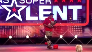 Cainele pe alkaline! E mai destept decat Lessie si mai rapid decat o pantera! Vezi ce show demential a facut la Got Talent in Germania