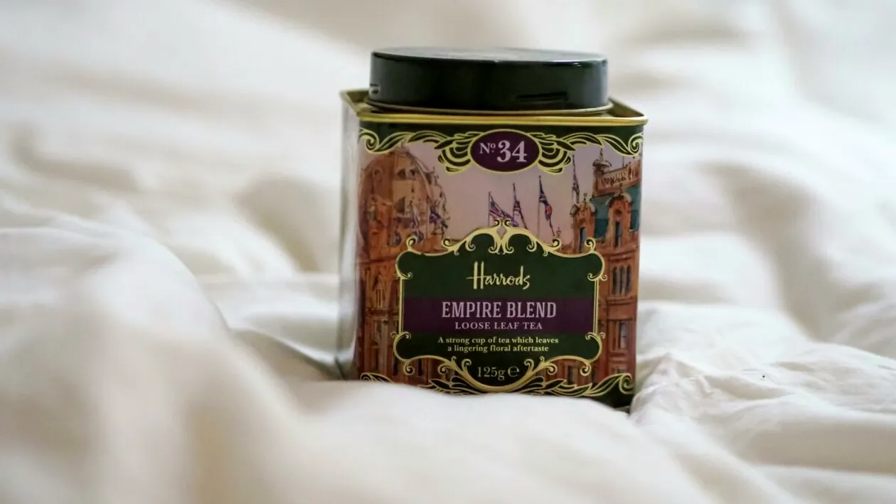 De ce o ard englezii non stop pe ceai: povestea unei băuturi care a devenit identitate națională