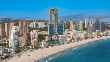 Nu toate vacanțele sunt de vis! Un turist care a vizitat 60 de țări dezvăluie 5 locații care l-au dezamăgit