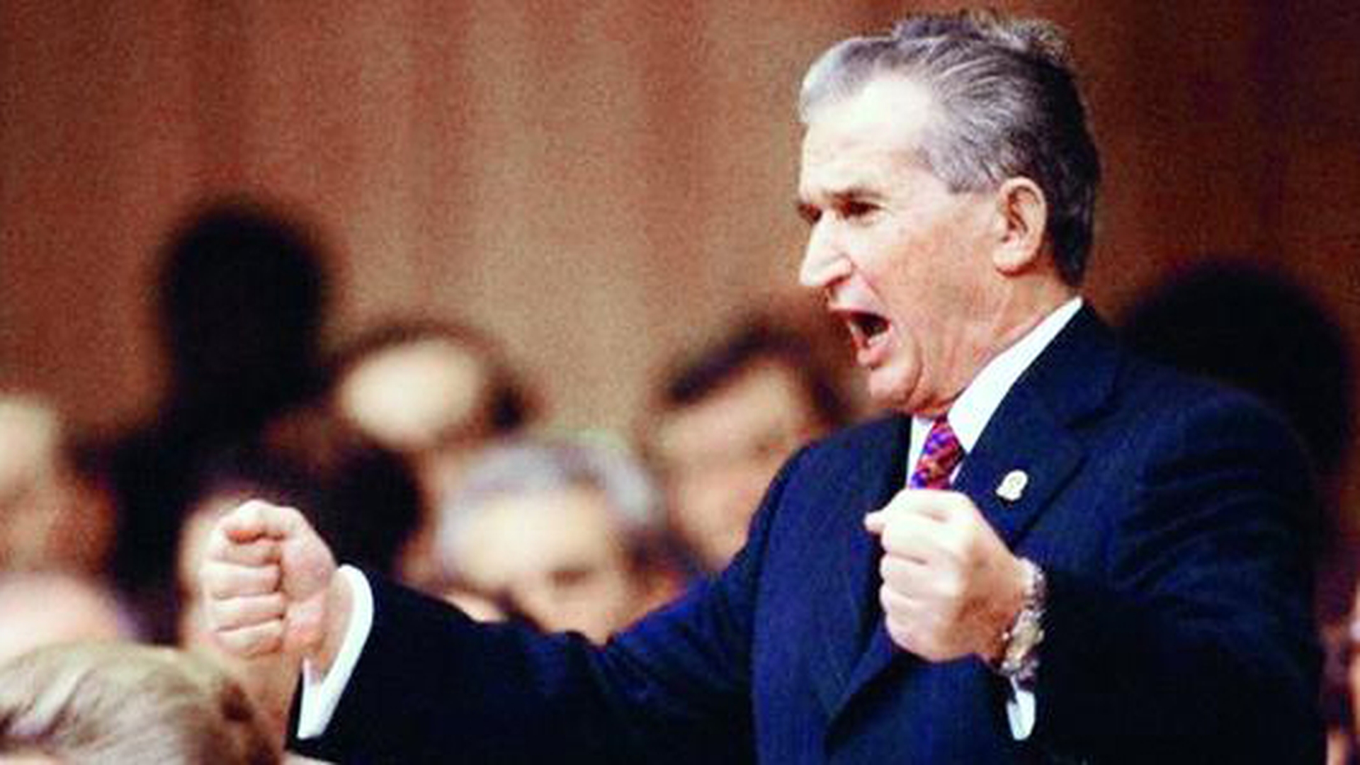 Ce avea in comun Ceausescu cu Botezatu! Ultima fotografie cu dictatorul inainte sa fie impuscat