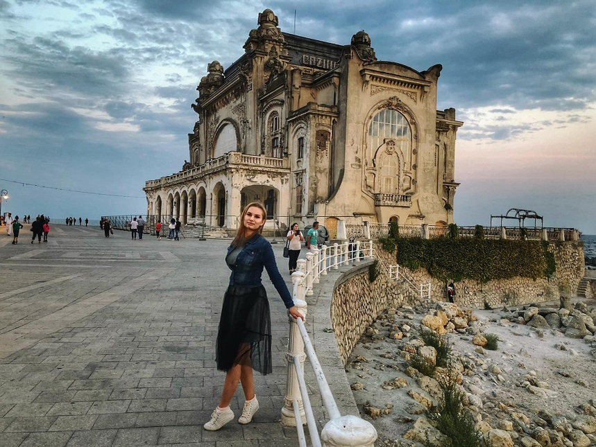 Bianca de la Insula Iubirii, transformată după operațiile estetice! Soția lui Liviu Gherman a renunțat și la părul blond