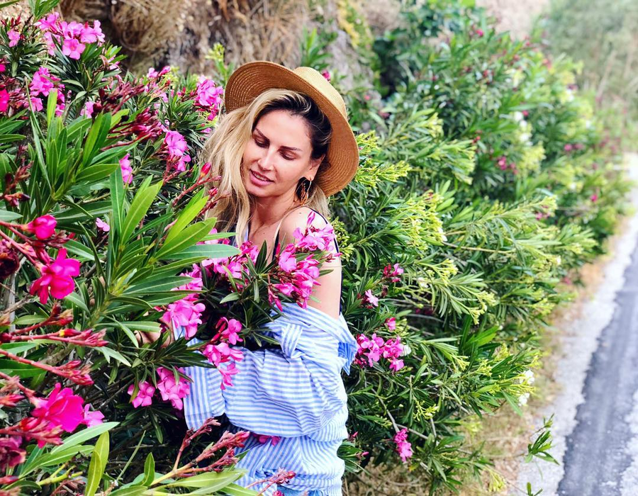 Andreea Bănică a plecat în vacanță cu soțul, în Grecia