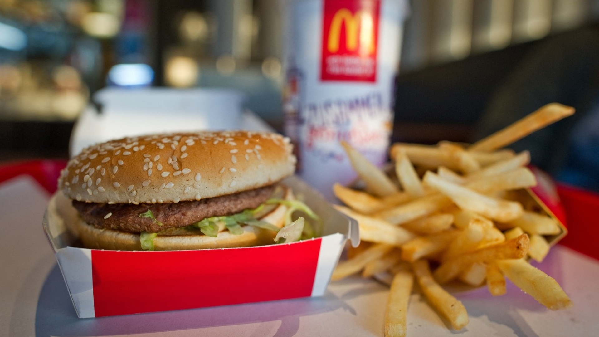 De unde provin ingredientele folosite la Mc Donald’s? Se deschid bucătăriile restaurantelor