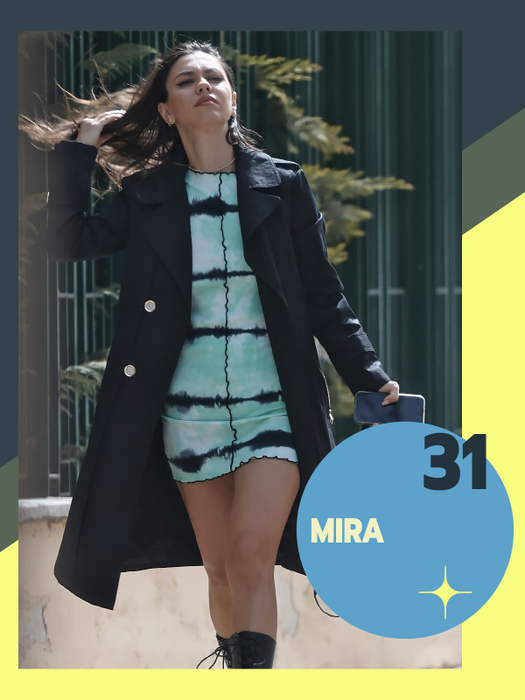 TOP 40 vedete în ipostaze rare! Mai provocator de atât nu se poate. Delia, Anna Lesko şi Ramona Olaru au pus pe jar imaginaţia bărbaţilor în rochiţe mini, mulate, chiar şi nemachiate 