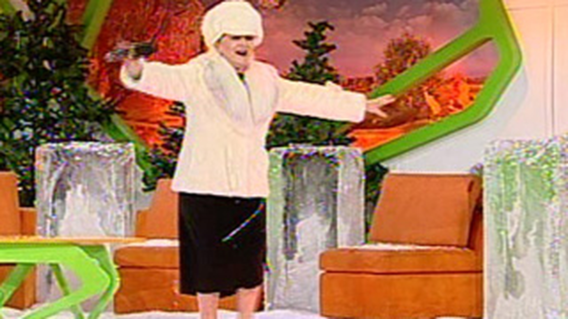 VIDEO In plina vara, Razvan si Dani au facut o editie speciala de Craciun! Vezi ce costum de baie cu blanita a purtat "vecina"