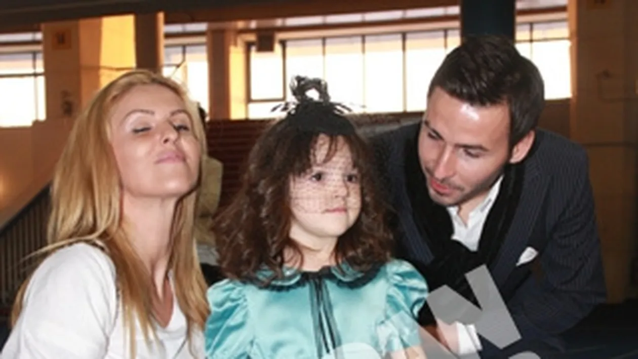 Denisa Nechifor isi face fata fotomodel: A fost aleasa imaginea unui brand de hainute pentru copii