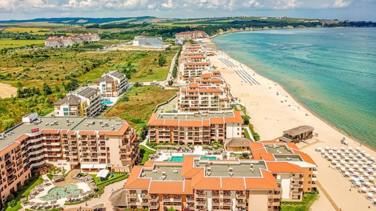 Vacanță de coșmar pentru mulți români. Ce au pățit după ce au plătit bani grei la un hotel din Bulgaria: „Nimeni nu ne-a spus”