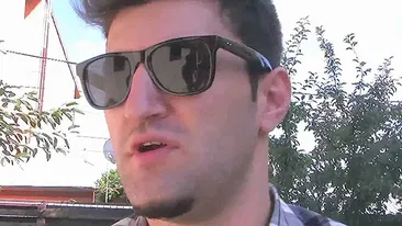 Smiley si-a pus fanii la incercare! Ce intentioneaza sa faca cu o tanara pe o masa de biliard: O fi rezistenta?