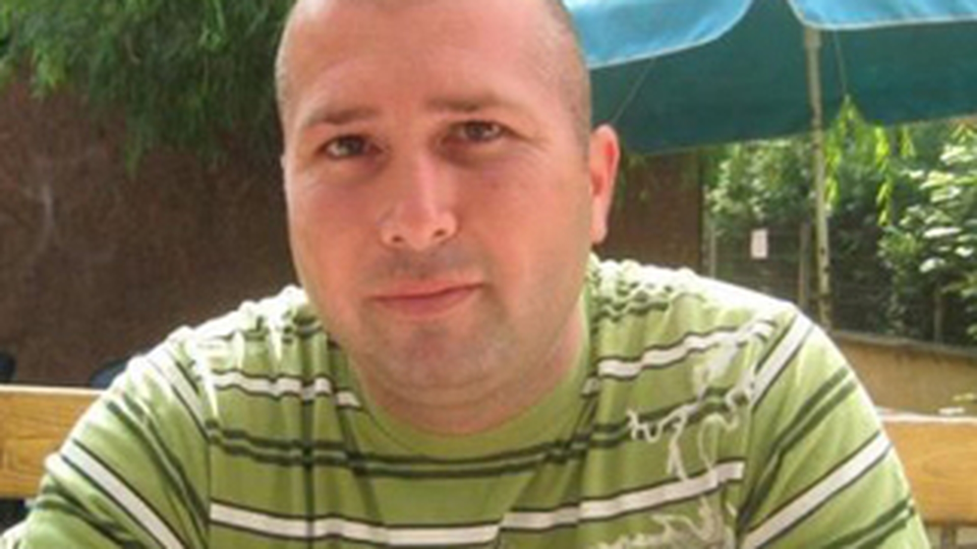 Ovidiu Munteanu, soferul de tir care a omorat 14 romani in Ungaria, a fost arestat. El a plans la audieri!