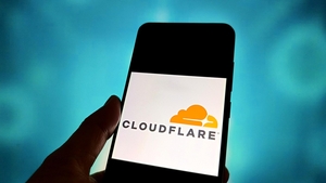 De ce a picat Cloudflare din nou? Sute de site‑uri, offline
