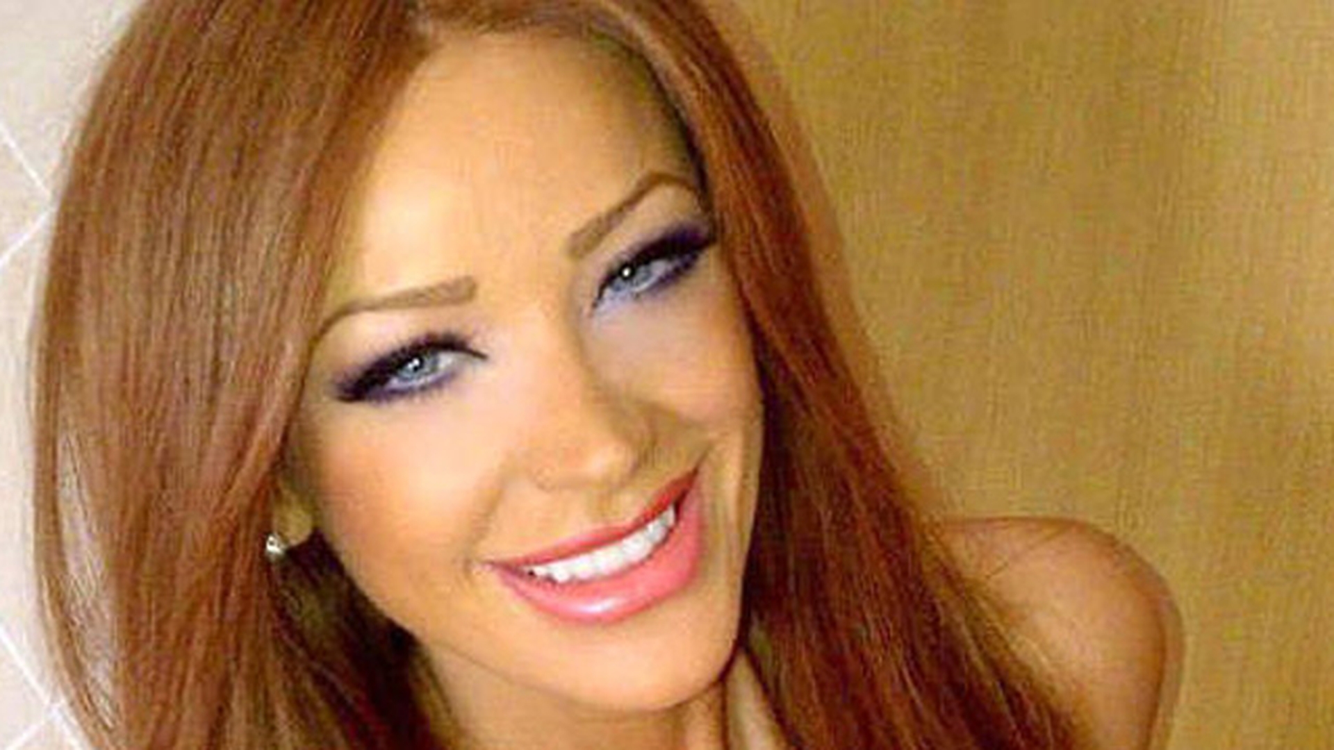 Bianca Dragusanu s-a demachiat in direct la o emisiune tv! Cum arata vedeta