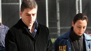 Capul unei familii aparţinând Mafiei din New York a fost ucis în faţa reşedinţei sale