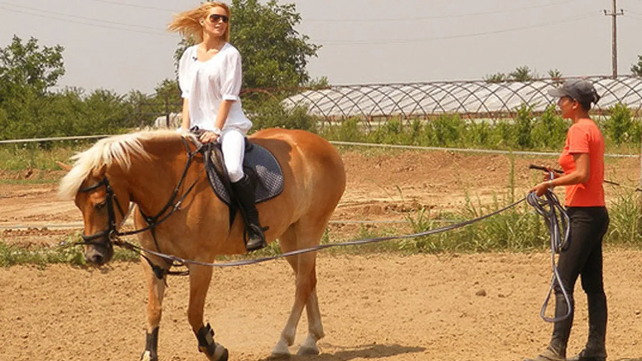 Laura Cosoi s-a apucat de calarie!