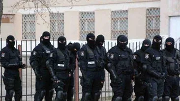 Descinderi in 15 sedii de video chat, in cadrul unei anchete antifrauda