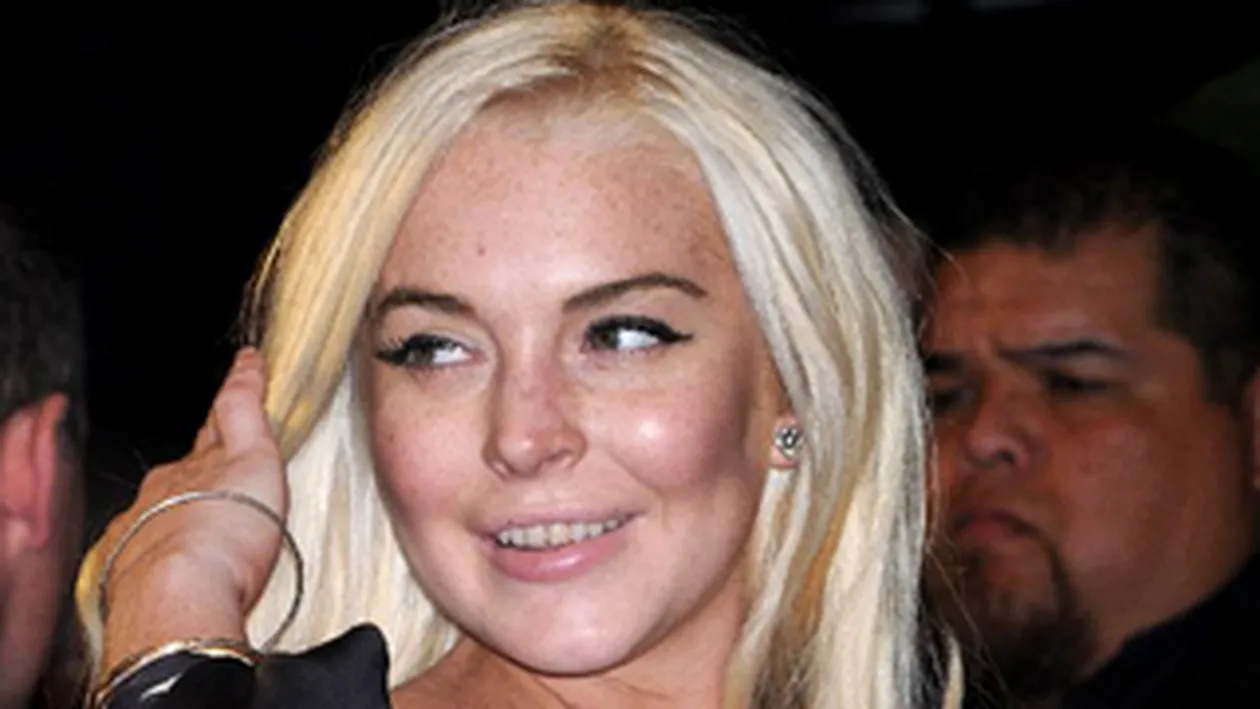 Oare ce s-o fi intamplat cu Lindsay Lohan de arata atat de rau?