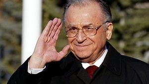 Ultimul anunț din spital despre Ion Iliescu. Ce spun medicii despre fostul președinte