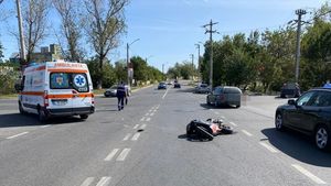 Accident rutier între o motocicletă și o căruță! În urma impactului doi tineri, unul de 16 și altul de 19 ani au ajuns la spital