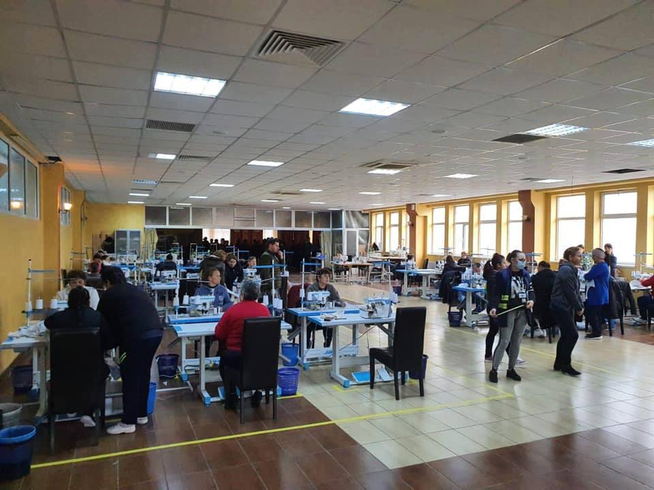 De la centuri de siguranță, fabrica din Rovinari a trecut pe producția "de pandemie"