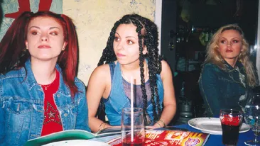 Va mai amintiti de trupa Candy? VEZI aici de ce s-a destramat una dintre cele mai de succes formatii!