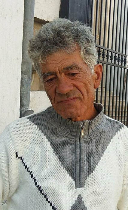 Aurel Filip spune că a fost dat afară din mănăstirea pe care a ctitorit-o după ce şi-a vândut toată averea