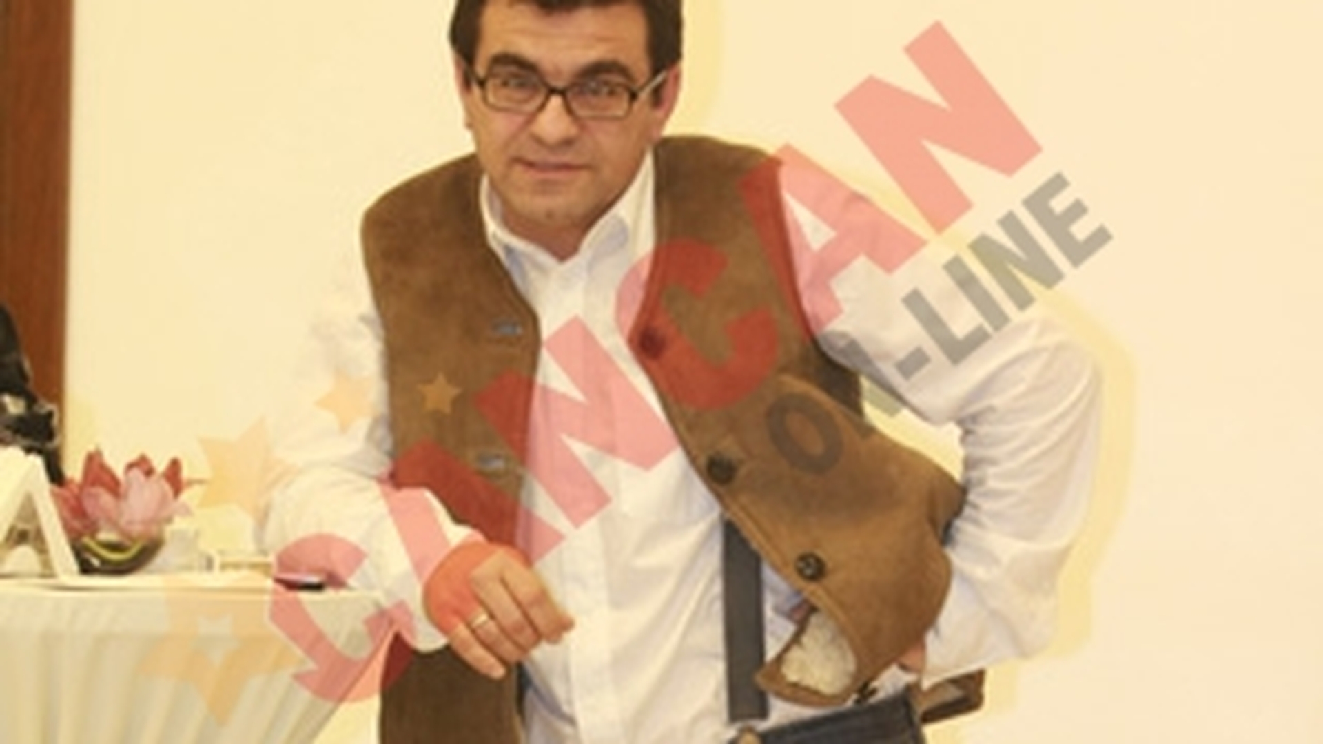 VIDEO Mihai Margineanu "Eu nu pot sa-i vad pe unii ca si-o trag pe scena si eu sa stau pe scaun si sa ma uit la ei!"